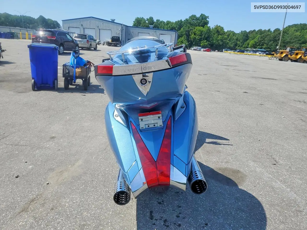 2009 Victory Motorcycles Vision Touring VIN: 5VPSD36D993004697 Lot: 60597236