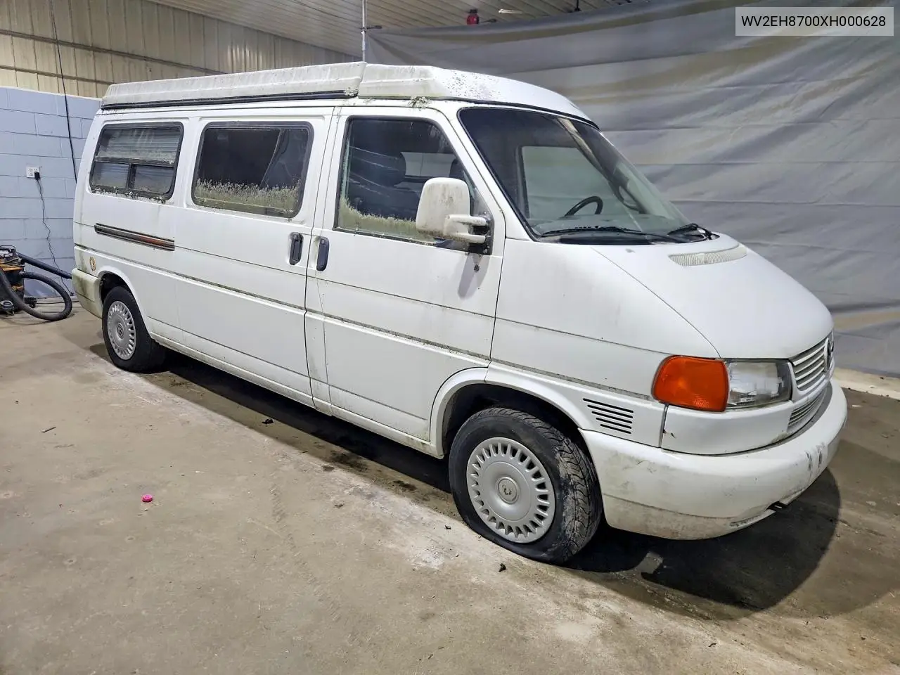1999 Volkswagen Eurovan Camper VIN: WV2EH8700XH000628 Lot: 59386096