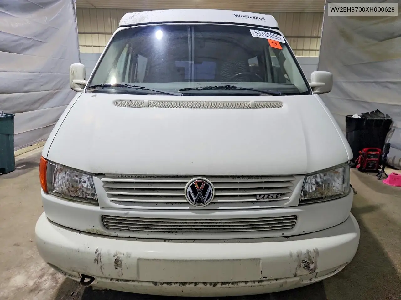 1999 Volkswagen Eurovan Camper VIN: WV2EH8700XH000628 Lot: 59386096