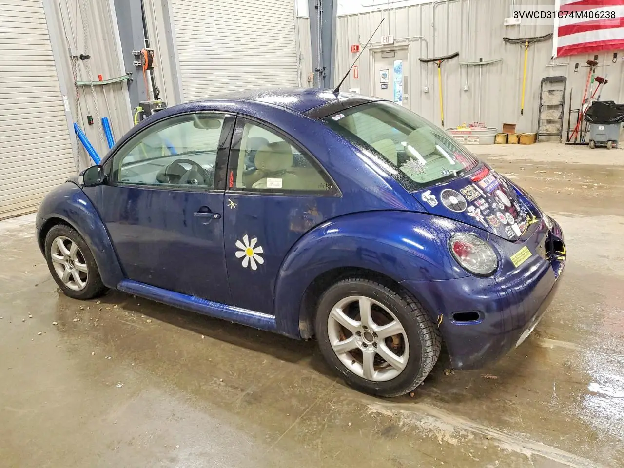 2004 Volkswagen New Beetle Gls VIN: 3VWCD31C74M406238 Lot: 58830936