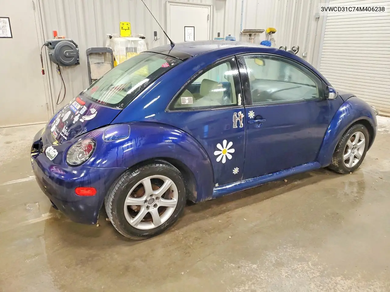 2004 Volkswagen New Beetle Gls VIN: 3VWCD31C74M406238 Lot: 58830936