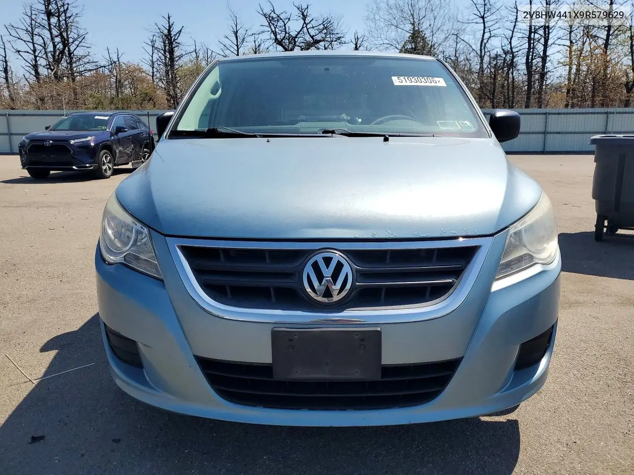 2009 Volkswagen Routan S VIN: 2V8HW441X9R579629 Lot: 51930306