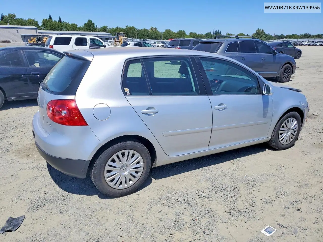 2009 Volkswagen Rabbit VIN: WVWDB71KX9W139955 Lot: 58563726