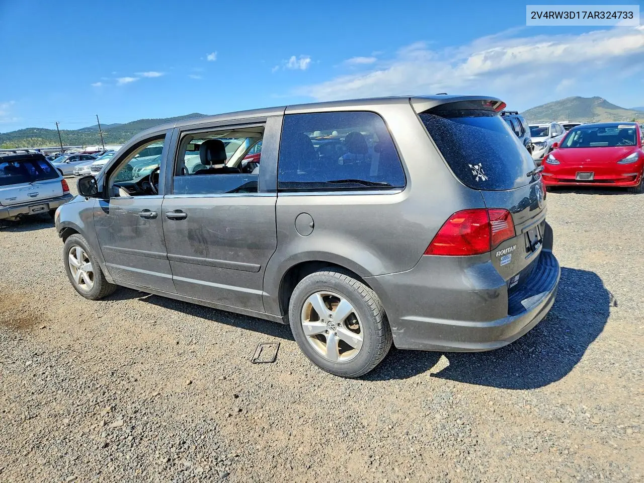 2010 Volkswagen Routan Se VIN: 2V4RW3D17AR324733 Lot: 54143346