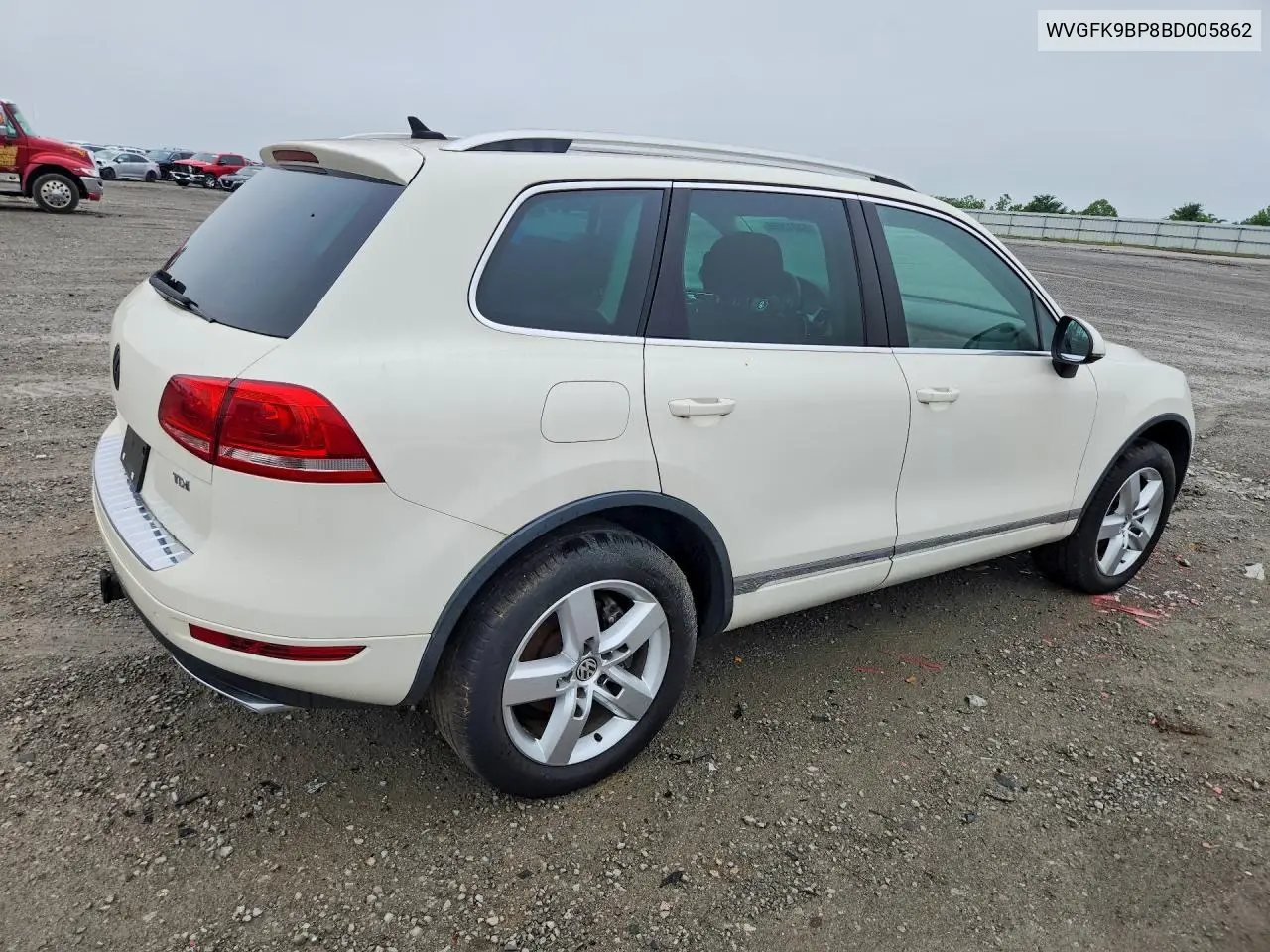2011 Volkswagen Touareg V6 Tdi VIN: WVGFK9BP8BD005862 Lot: 54312056