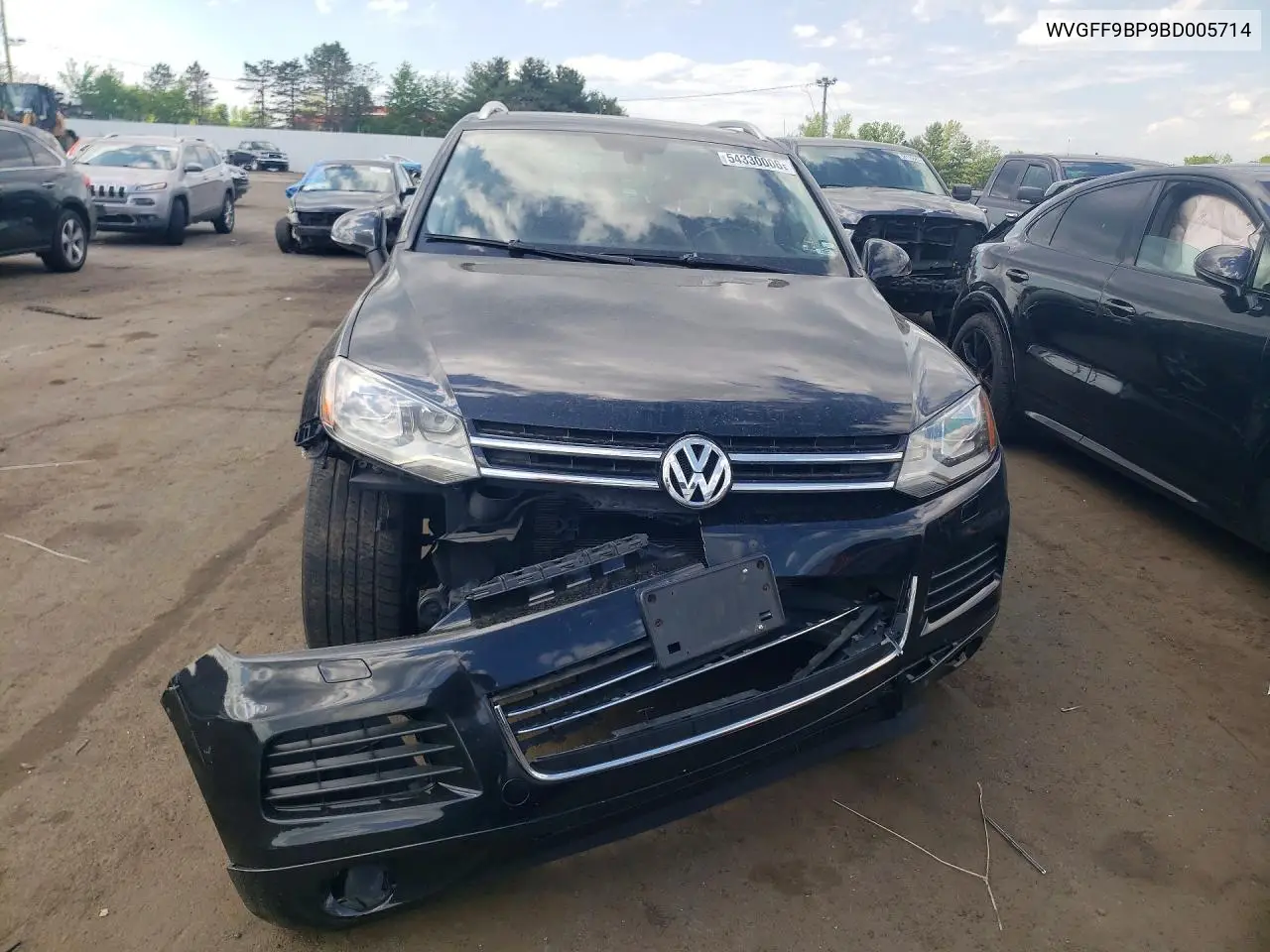 2011 Volkswagen Touareg V6 VIN: WVGFF9BP9BD005714 Lot: 54330006