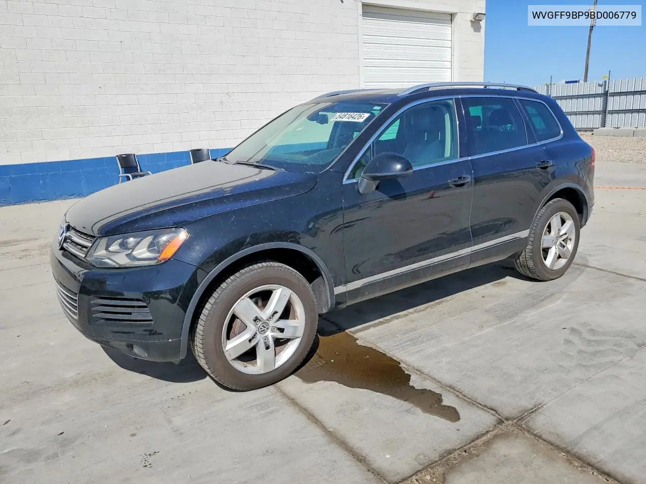 2011 Volkswagen Touareg V6 VIN: WVGFF9BP9BD006779 Lot: 54816426