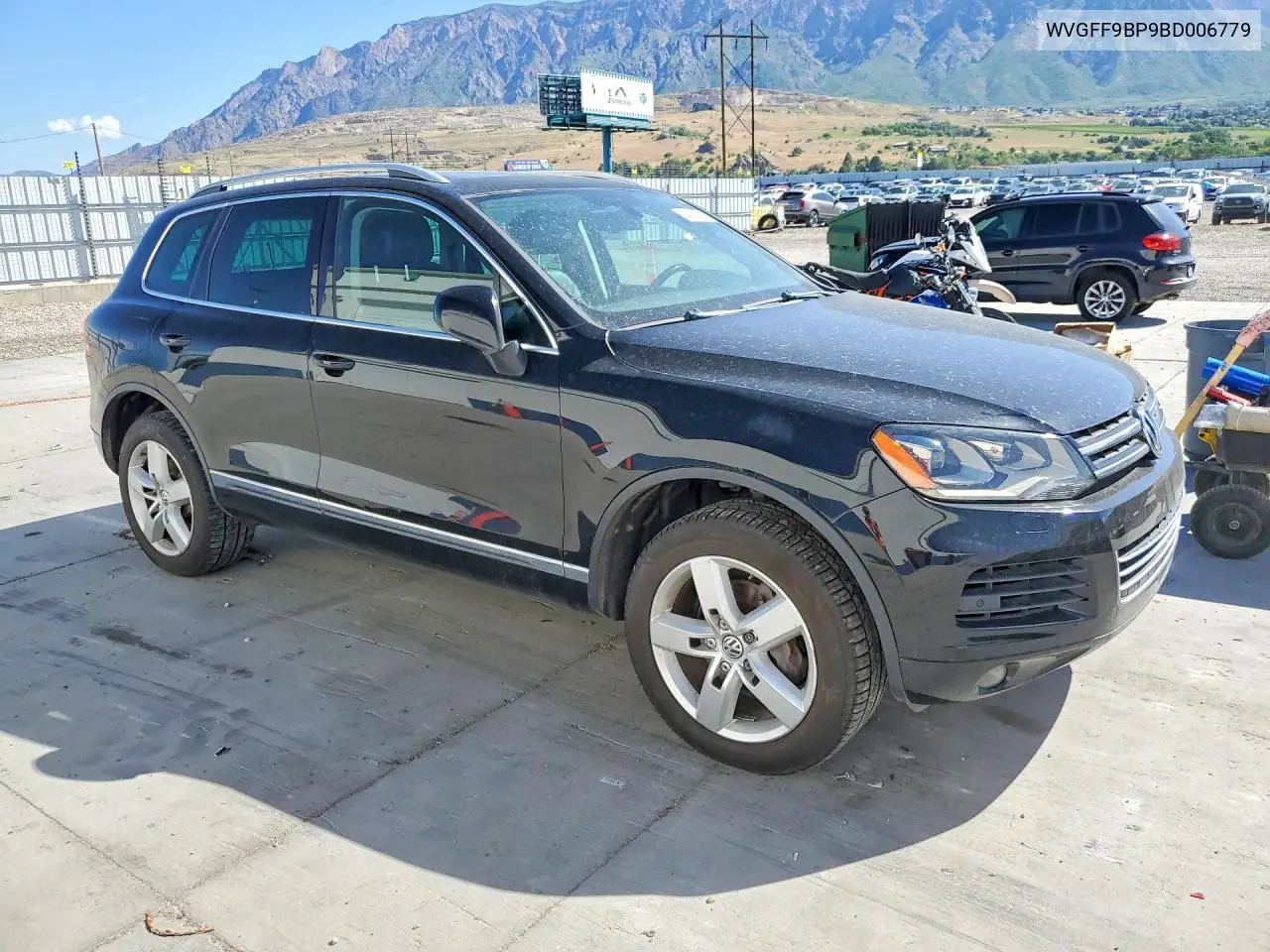 2011 Volkswagen Touareg V6 VIN: WVGFF9BP9BD006779 Lot: 54816426