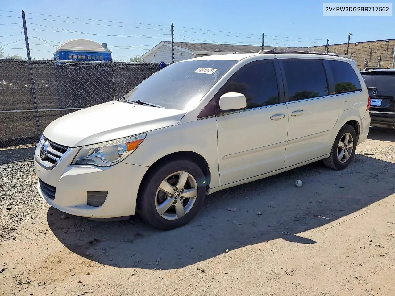 2011 Volkswagen Routan Se VIN: 2V4RW3DG2BR717562 Lot: 54915646