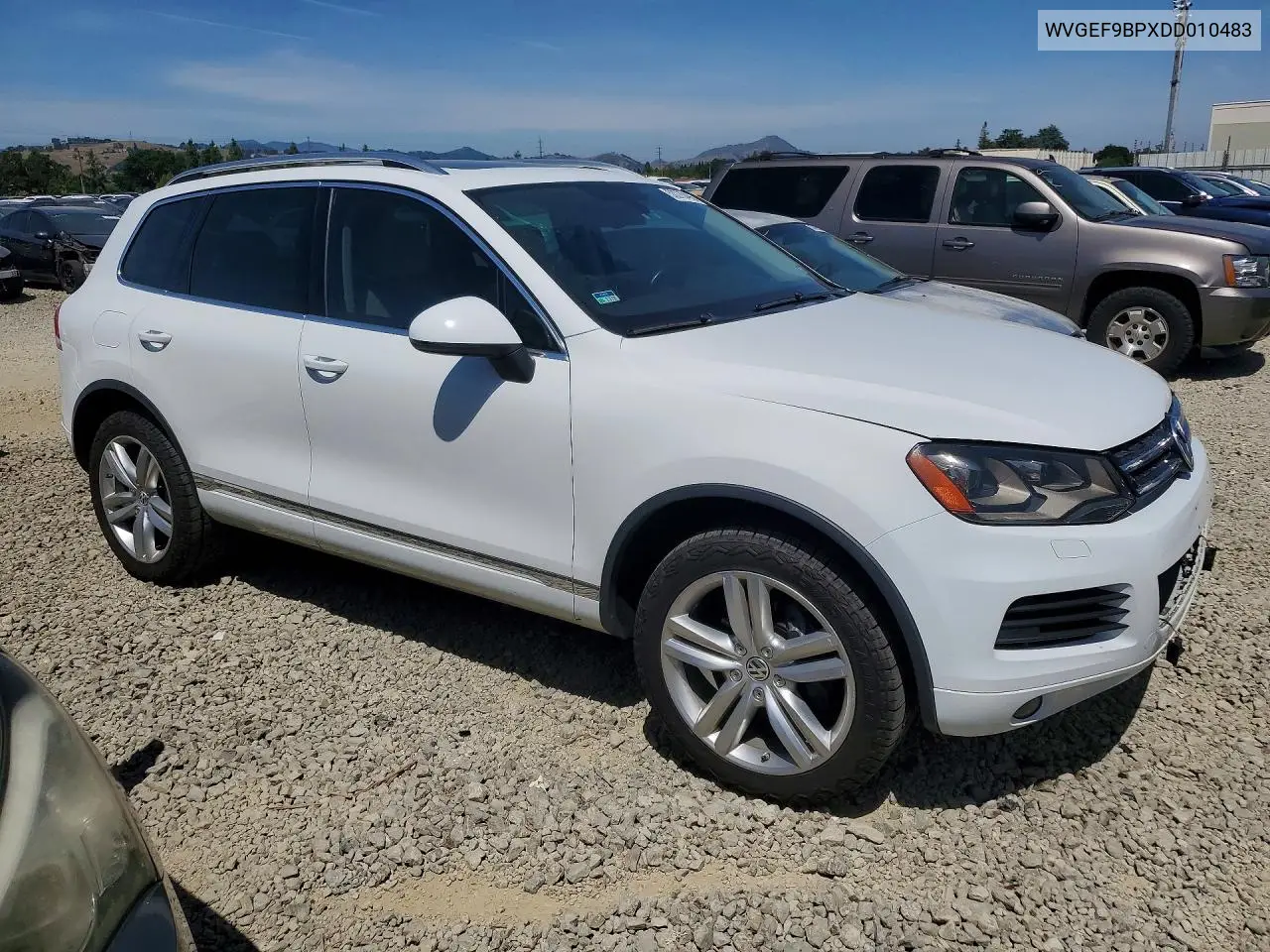 2013 Volkswagen Touareg V6 VIN: WVGEF9BPXDD010483 Lot: 52270496