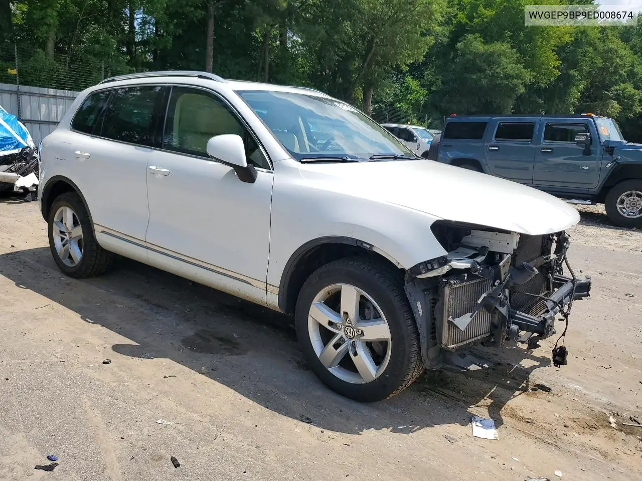 2014 Volkswagen Touareg V6 Tdi VIN: WVGEP9BP9ED008674 Lot: 56712986