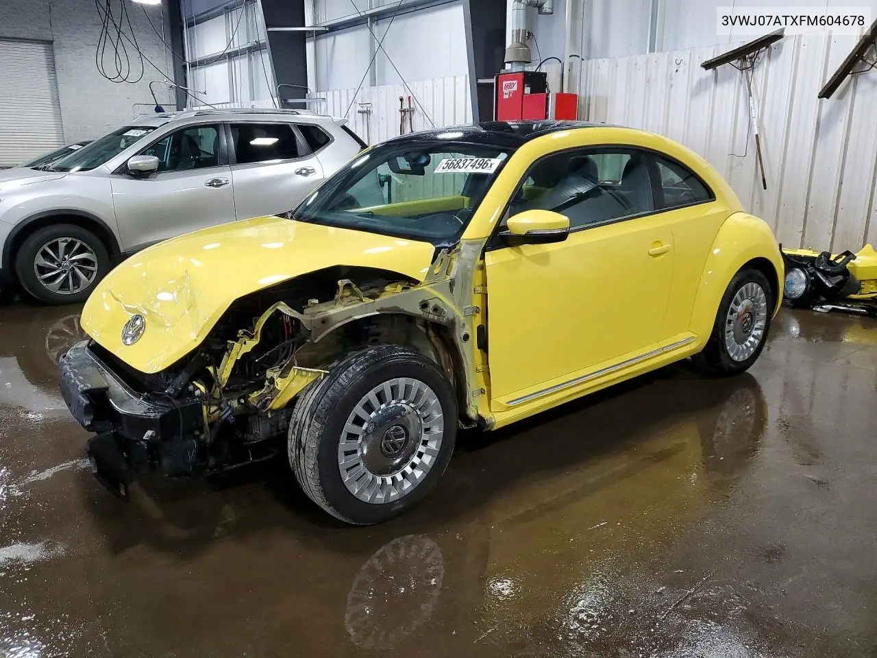 2015 Volkswagen Beetle 1.8T VIN: 3VWJ07ATXFM604678 Lot: 56837496