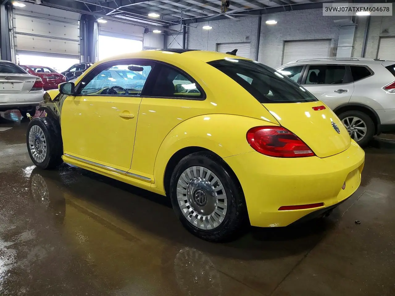 2015 Volkswagen Beetle 1.8T VIN: 3VWJ07ATXFM604678 Lot: 56837496