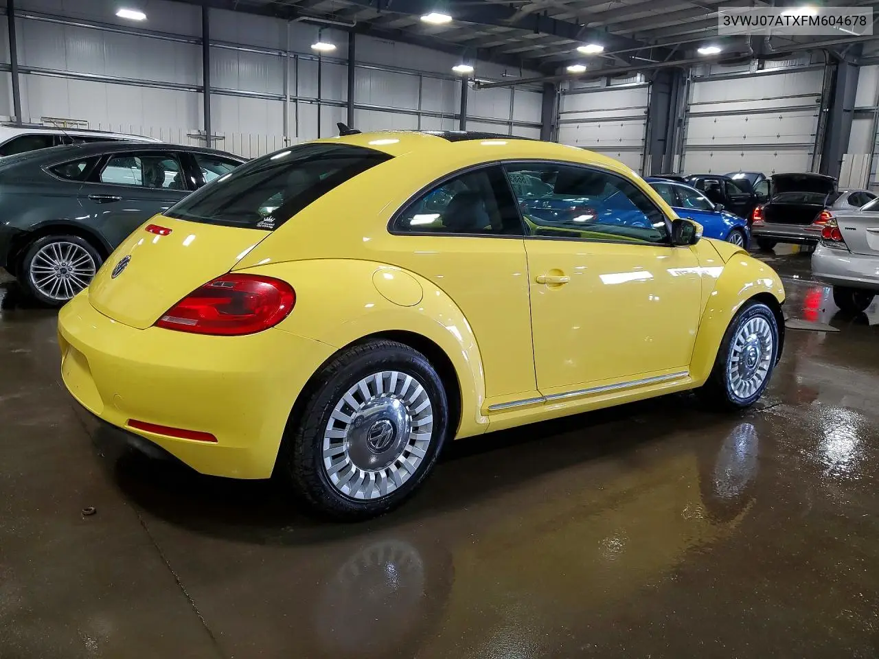 2015 Volkswagen Beetle 1.8T VIN: 3VWJ07ATXFM604678 Lot: 56837496