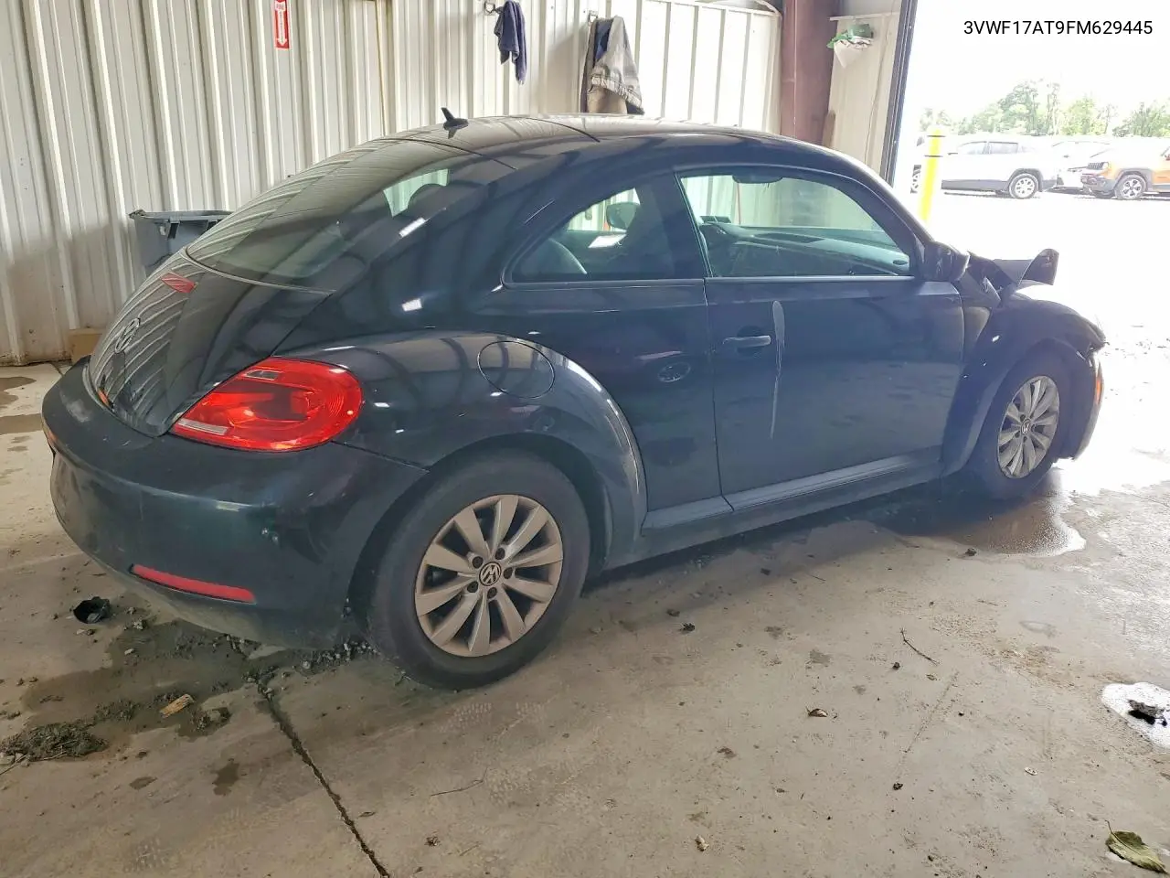 2015 Volkswagen Beetle 1.8T VIN: 3VWF17AT9FM629445 Lot: 59324136
