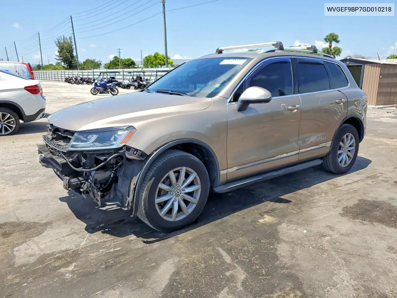 2016 Volkswagen Touareg Sport VIN: WVGEF9BP7GD010218 Lot: 57460096