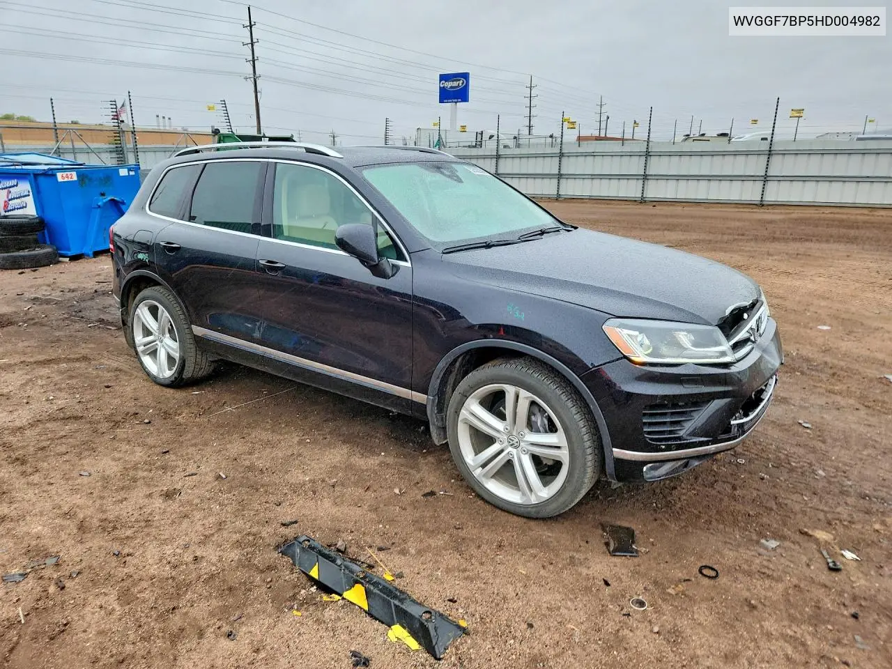 2017 Volkswagen Touareg Executive VIN: WVGGF7BP5HD004982 Lot: 52522296