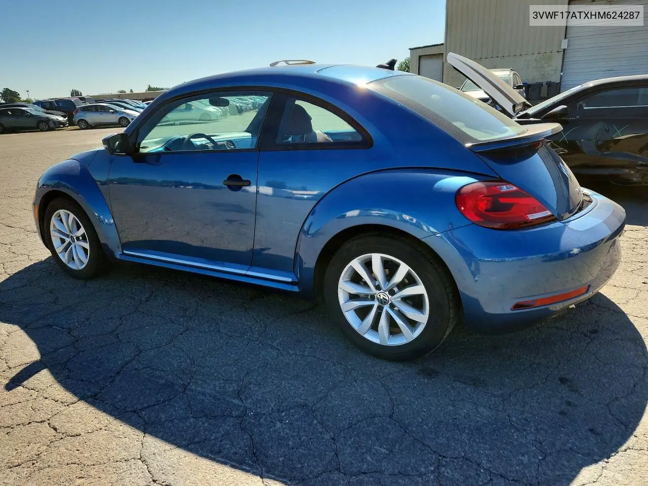 2017 Volkswagen Beetle 1.8T VIN: 3VWF17ATXHM624287 Lot: 55900636