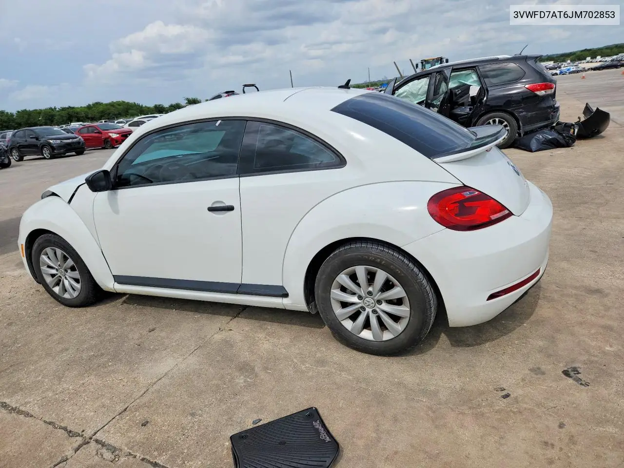 2018 Volkswagen Beetle S/Coast VIN: 3VWFD7AT6JM702853 Lot: 58380826