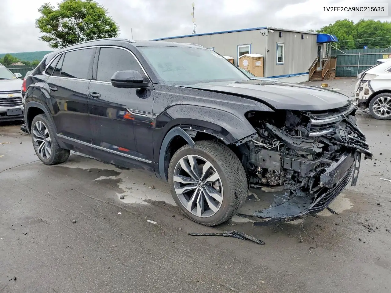 2022 Volkswagen Atlas Cross Sport Sel Premium R-Line VIN: 1V2FE2CA9NC215635 Lot: 58067206
