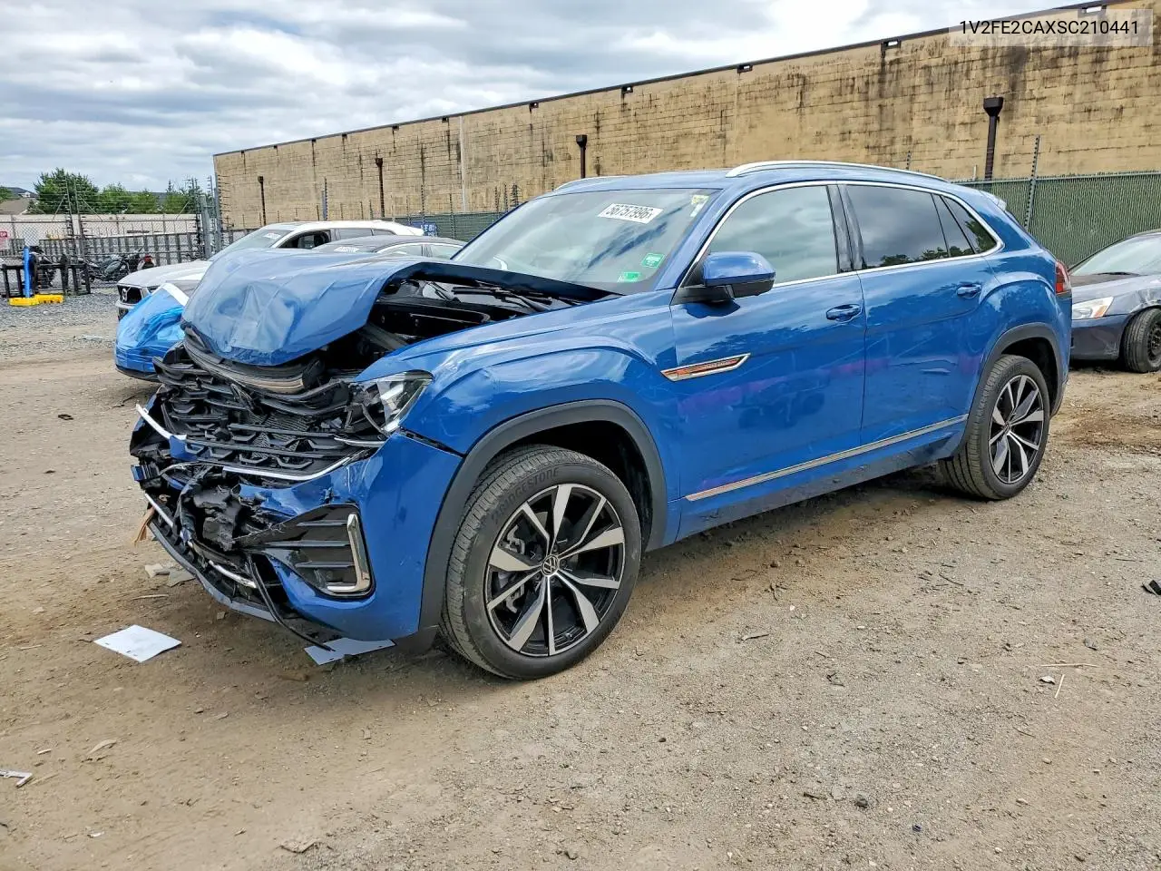 2025 Volkswagen Atlas Cross Sport Sel Premium R-Line VIN: 1V2FE2CAXSC210441 Lot: 56757996