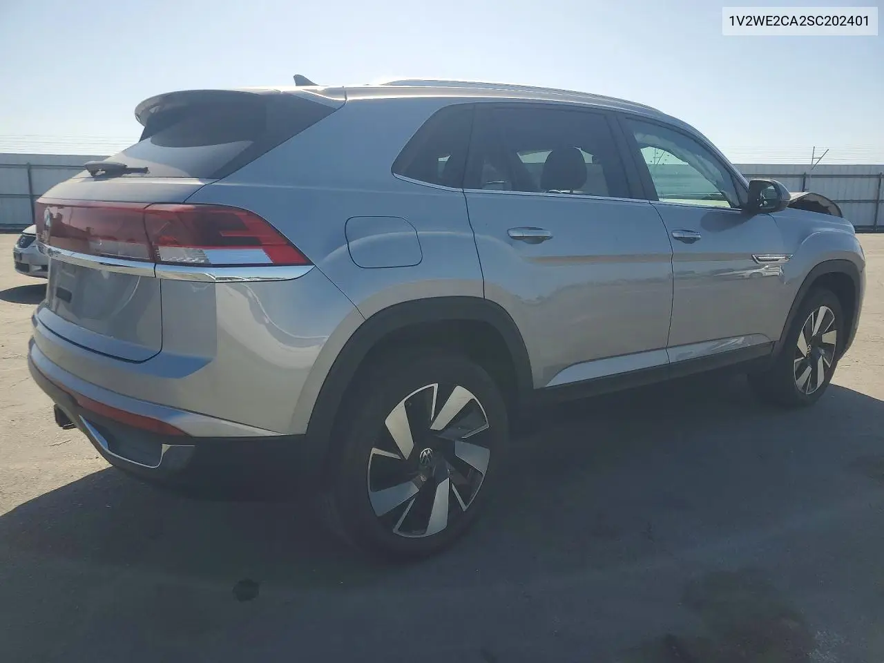 2025 Volkswagen Atlas Cross Sport Se VIN: 1V2WE2CA2SC202401 Lot: 59768076