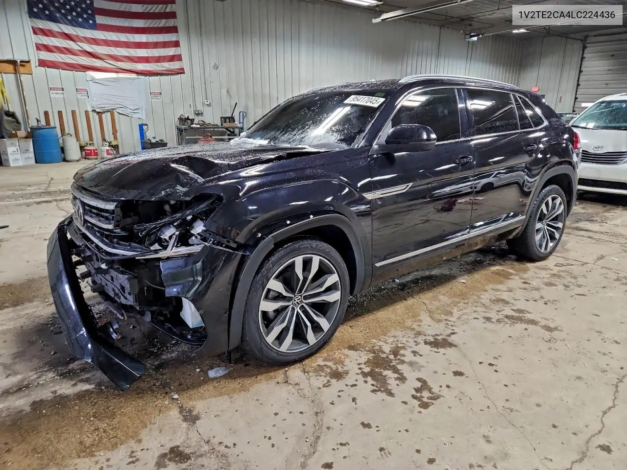 1V2TE2CA4LC224436 2020 Volkswagen Atlas Cross Sport Sel Premium R-Line