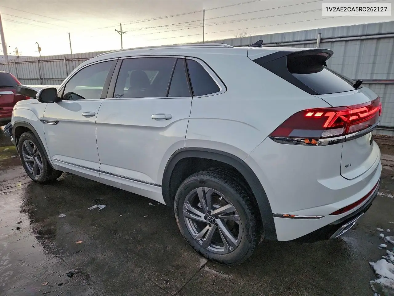 1V2AE2CA5RC262127 2024 Volkswagen Atlas Cross Sport Sel R-Line