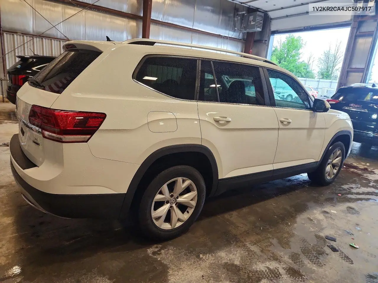 2018 Volkswagen Atlas Se VIN: 1V2KR2CA4JC507917 Lot: 60241386