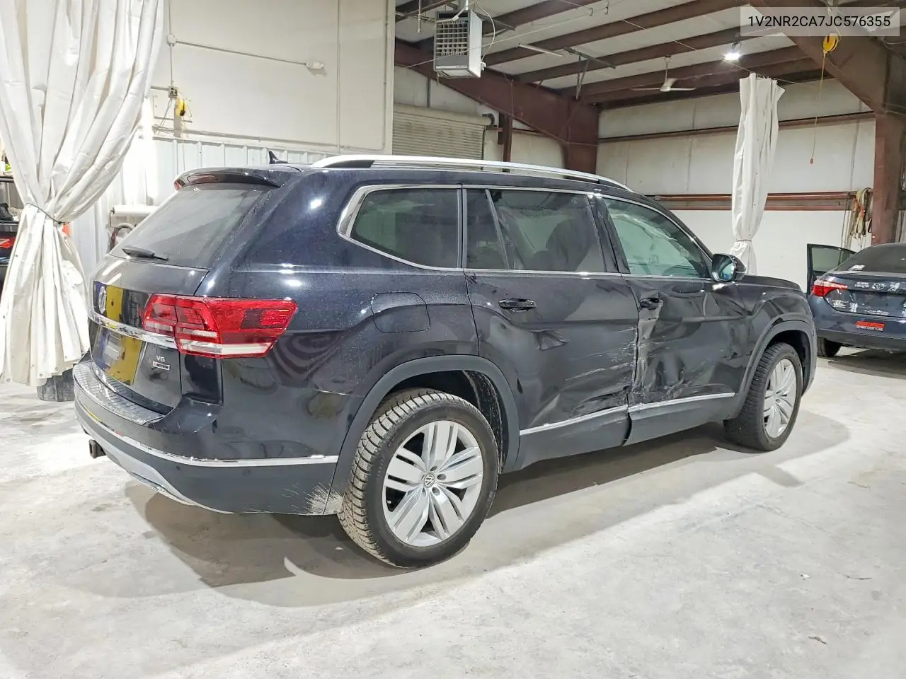 2018 Volkswagen Atlas Sel Premium VIN: 1V2NR2CA7JC576355 Lot: 60689996