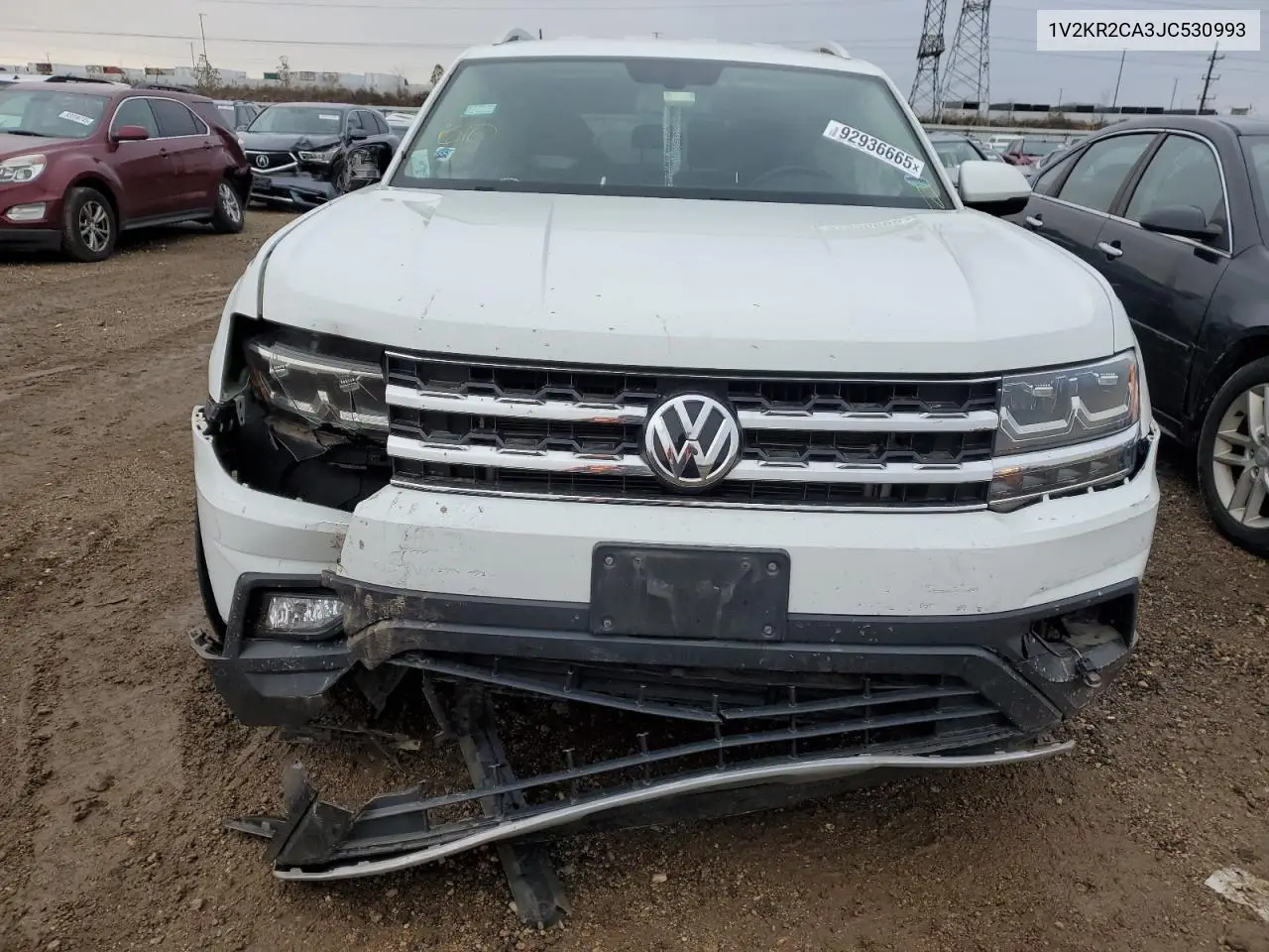 1V2KR2CA3JC530993 2018 Volkswagen Atlas Se