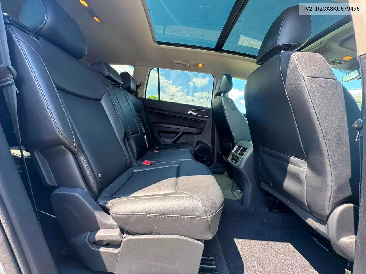 2019 Volkswagen Atlas 3.6L V6 Sel R-Line VIN: 1V2RR2CA3KC579496 Lot: 61205436