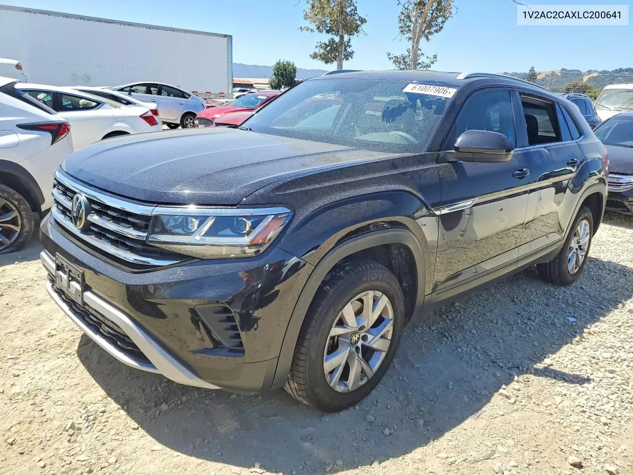 2020 Volkswagen Atlas Cross Sport Sel Premium R-Line VIN: 1V2AC2CAXLC200641 Lot: 61007906