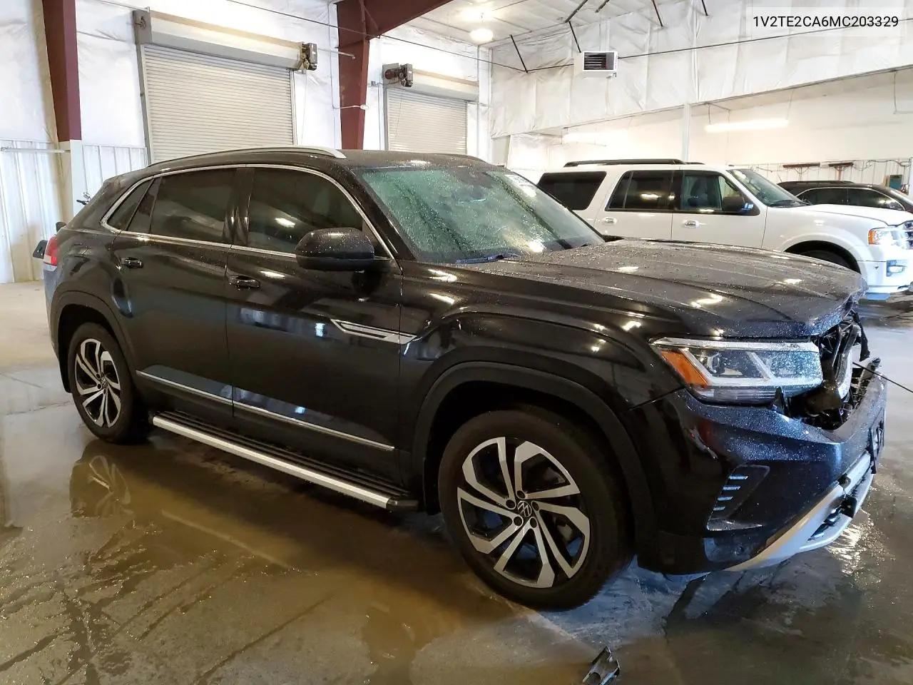 2021 Volkswagen Atlas Cross Sport Sel Premium VIN: 1V2TE2CA6MC203329 Lot: 55618646