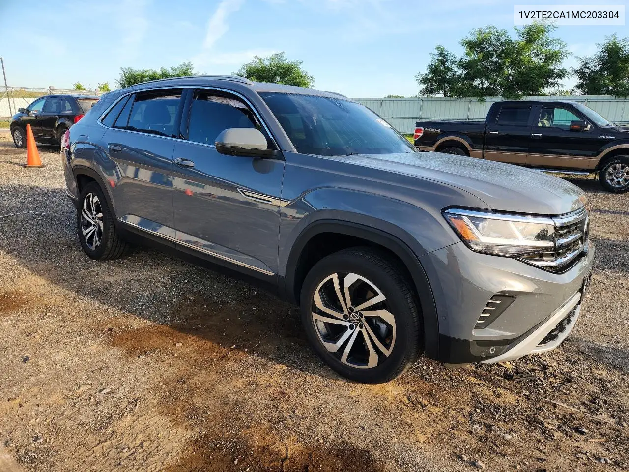 2021 Volkswagen Atlas Cross Sport Sel Premium VIN: 1V2TE2CA1MC203304 Lot: 61097036