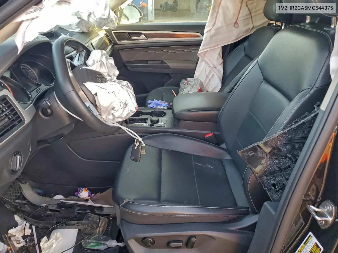 1V2HR2CA5MC544375 2021 Volkswagen Atlas Se