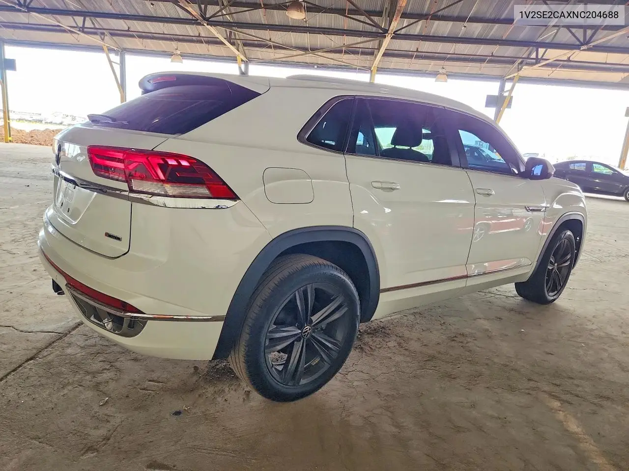 2022 Volkswagen Atlas Cross Sport Sel R-Line VIN: 1V2SE2CAXNC204688 Lot: 51886366