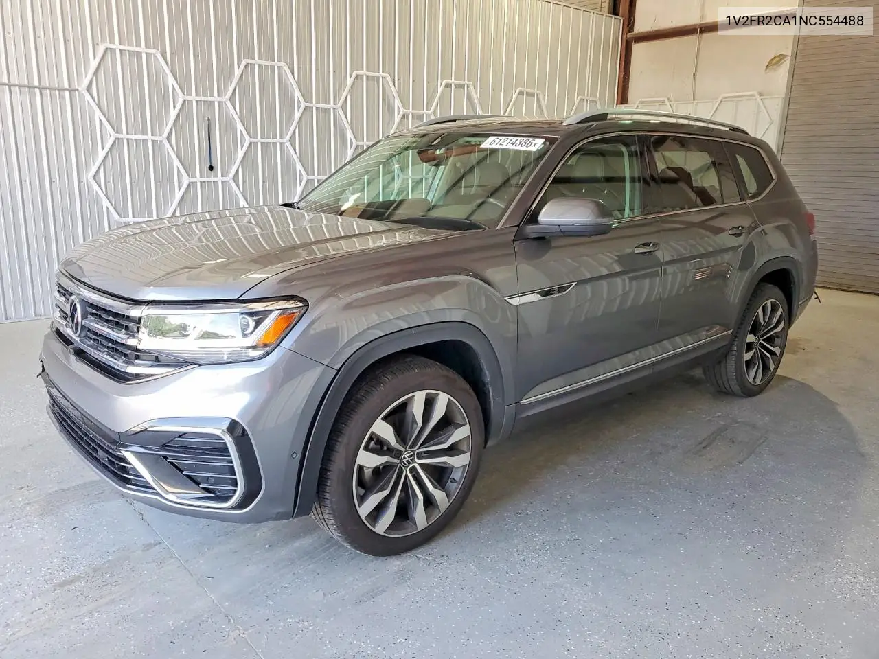 2022 Volkswagen Atlas Sel Premium R-Line VIN: 1V2FR2CA1NC554488 Lot: 61214386