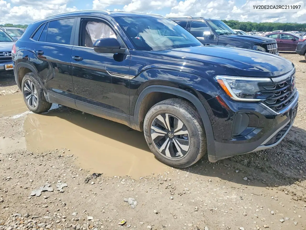 2024 Volkswagen Atlas Cross Sport Se VIN: 1V2DE2CA2RC211097 Lot: 55460586