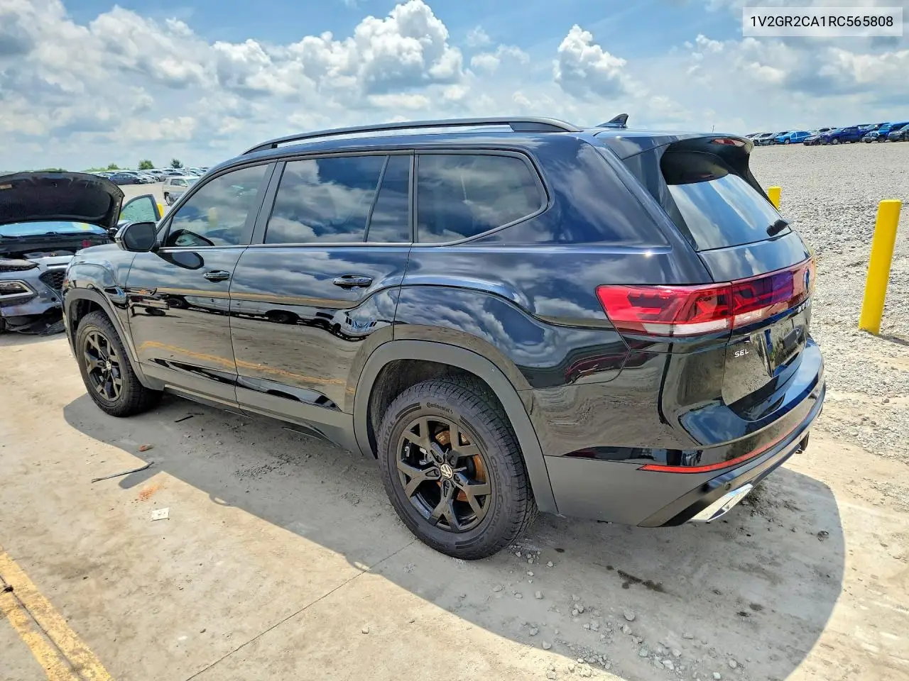 2024 Volkswagen Atlas Peak Edition Sel VIN: 1V2GR2CA1RC565808 Lot: 59968236