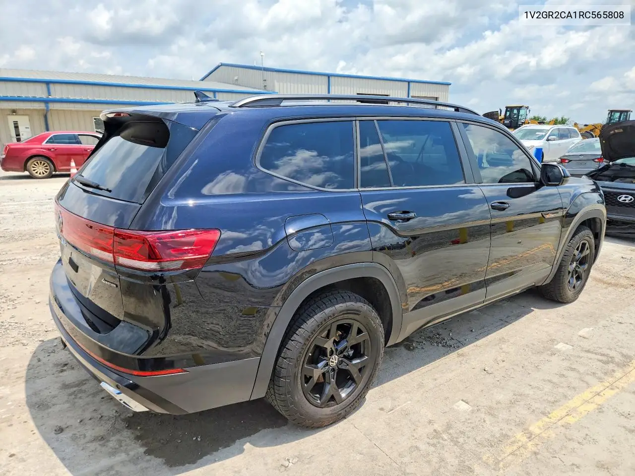 2024 Volkswagen Atlas Peak Edition Sel VIN: 1V2GR2CA1RC565808 Lot: 59968236