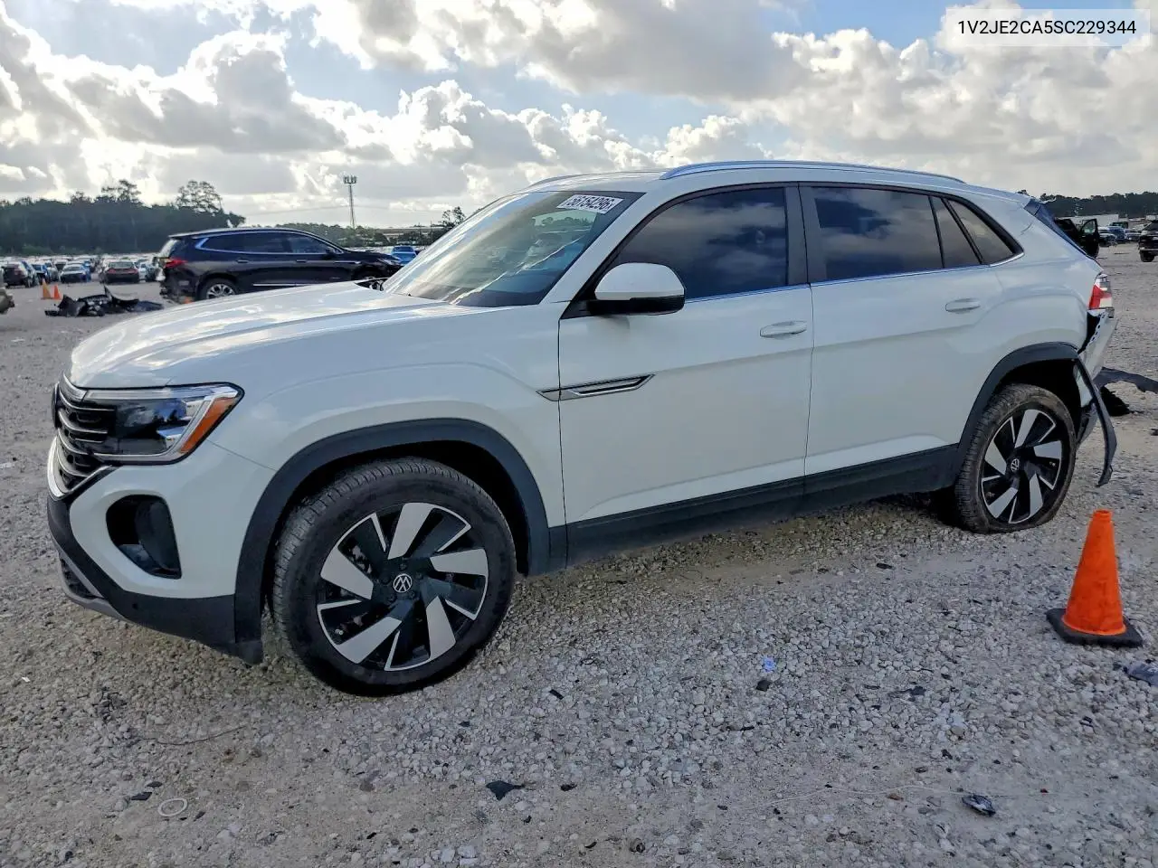 2025 Volkswagen Atlas Cross Sport Se VIN: 1V2JE2CA5SC229344 Lot: 56154296
