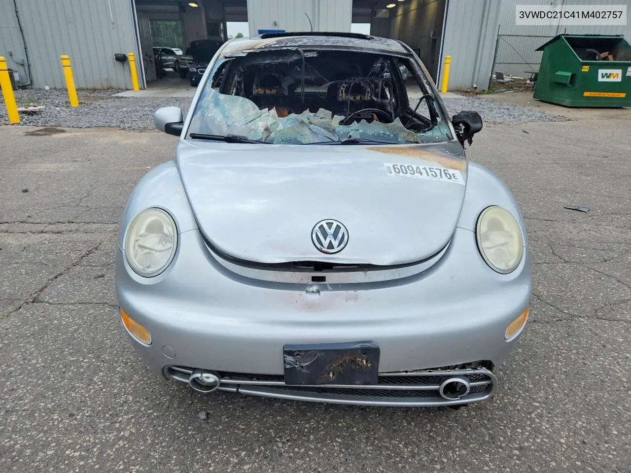 2001 Volkswagen New Beetle Glx VIN: 3VWDC21C41M402757 Lot: 60941576