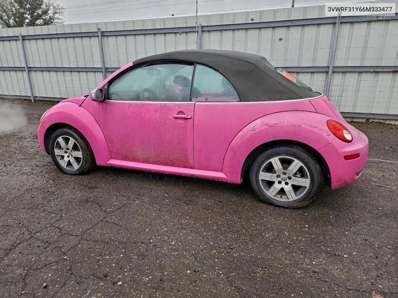 3VWRF31Y66M333477 2004 Volkswagen New Beetle Convertible Option Package 1