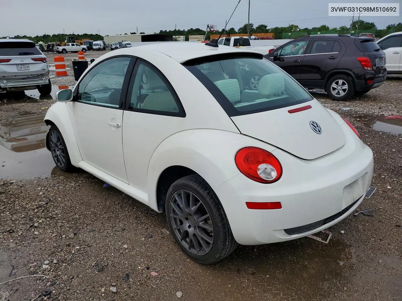 2008 Volkswagen New Beetle Triple White VIN: 3VWFG31C98M510692 Lot: 60814946