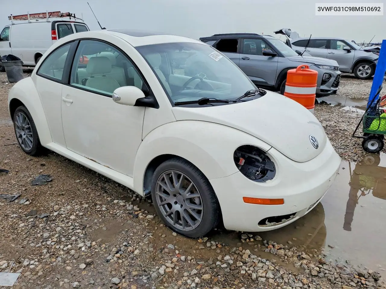 2008 Volkswagen New Beetle Triple White VIN: 3VWFG31C98M510692 Lot: 60814946