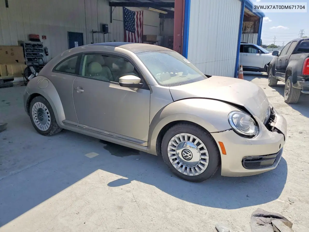 2013 Volkswagen Beetle VIN: 3VWJX7AT0DM671704 Lot: 56408706