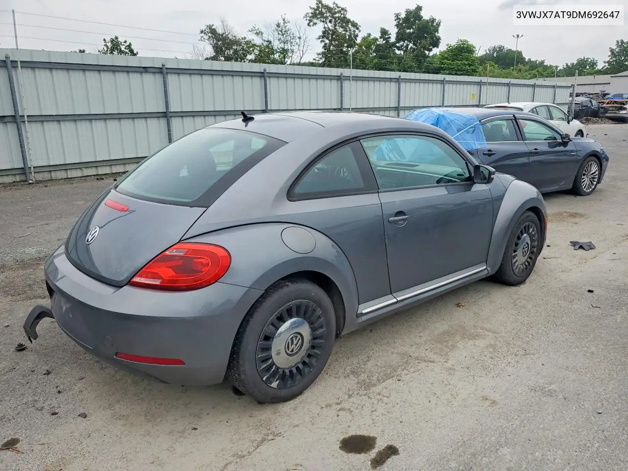 2013 Volkswagen Beetle VIN: 3VWJX7AT9DM692647 Lot: 60411486