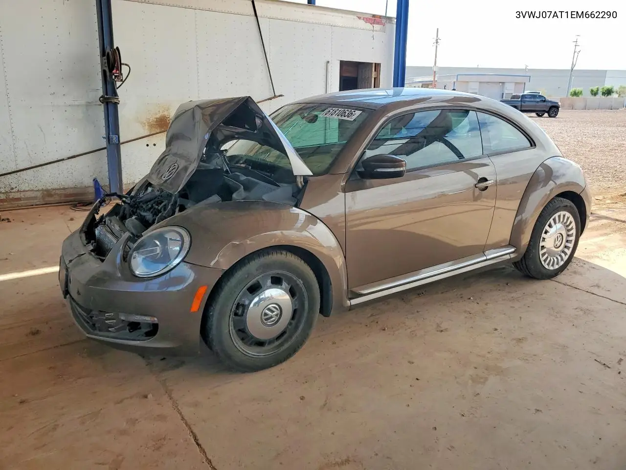 2014 Volkswagen Beetle VIN: 3VWJ07AT1EM662290 Lot: 61810636