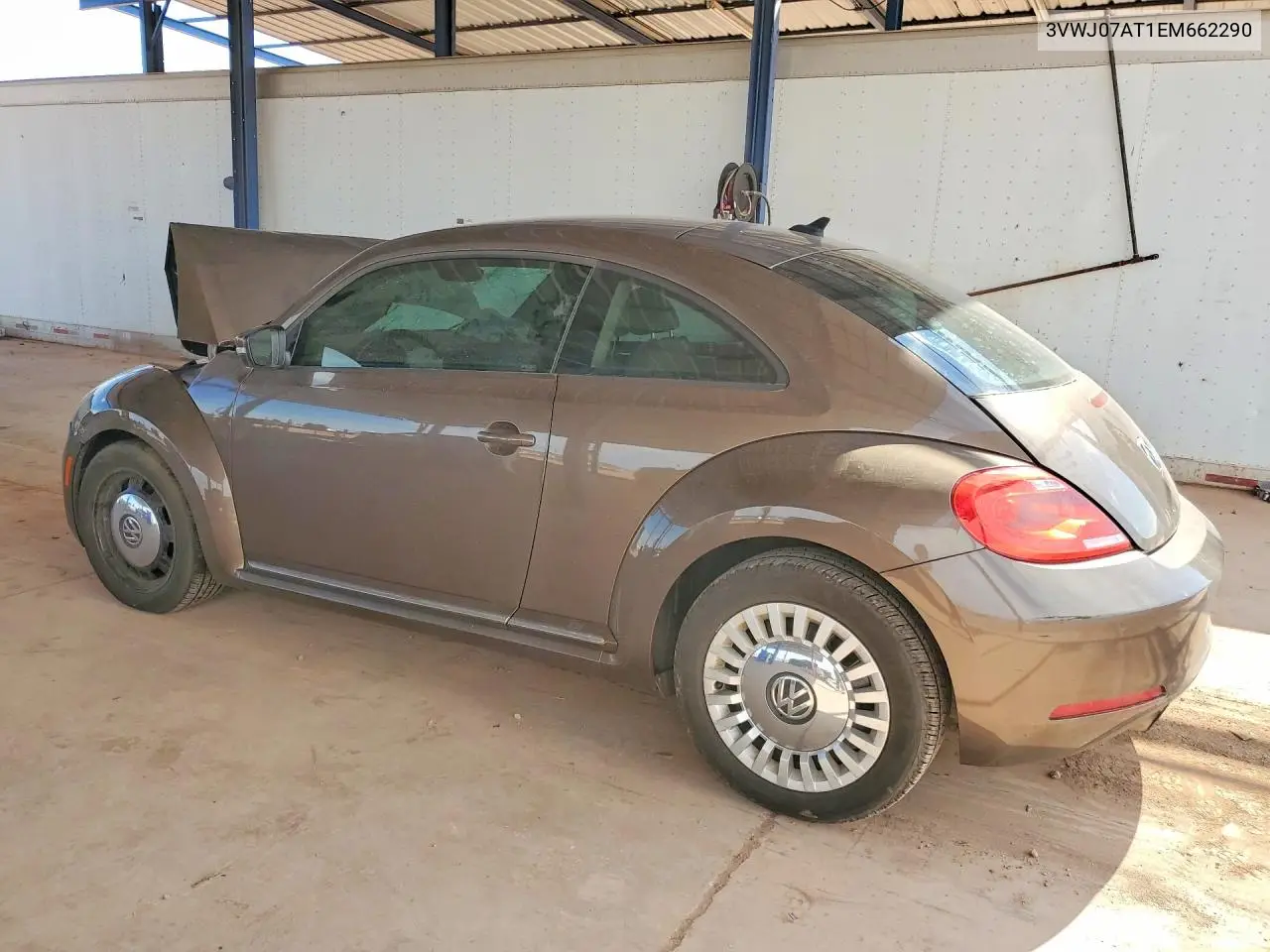 2014 Volkswagen Beetle VIN: 3VWJ07AT1EM662290 Lot: 61810636